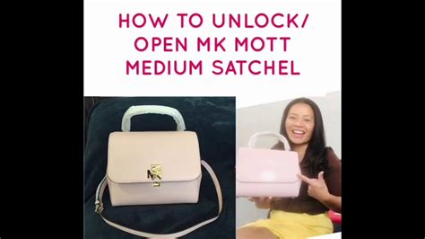 HOW TO OPEN/UNLOCK MICHAEL KORS MOTT MEDIUM 